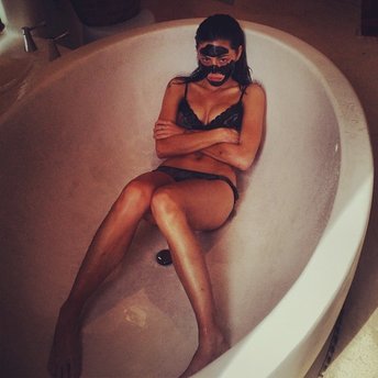 Фиби Тонкин