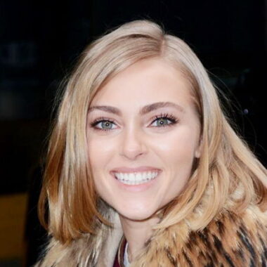 Аннасофия Робб