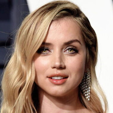 Ана Де Армас