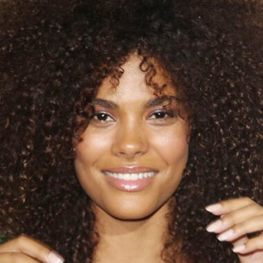 Тина Кунаки