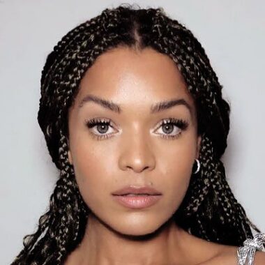 Антония Томас