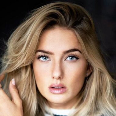 Алиса Шмидт