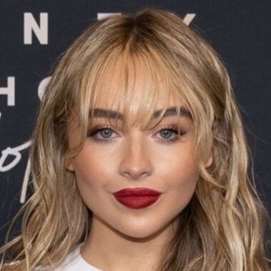 Сабрина Карпентер