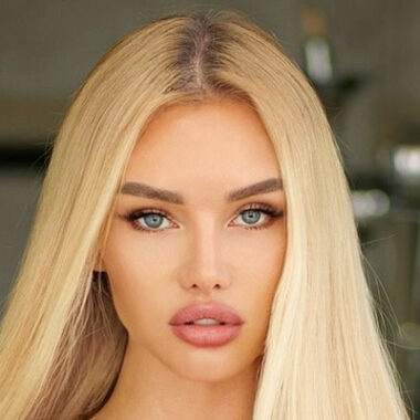 Оля Абрамович